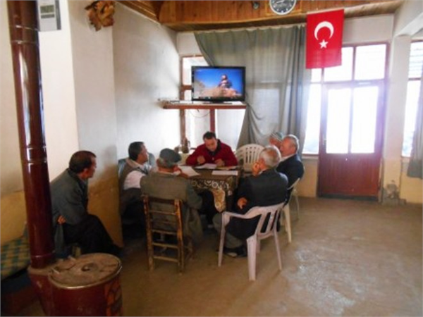 Ermenek`te Görüşmeler Devam Ediyor YUKARICAĞLAR